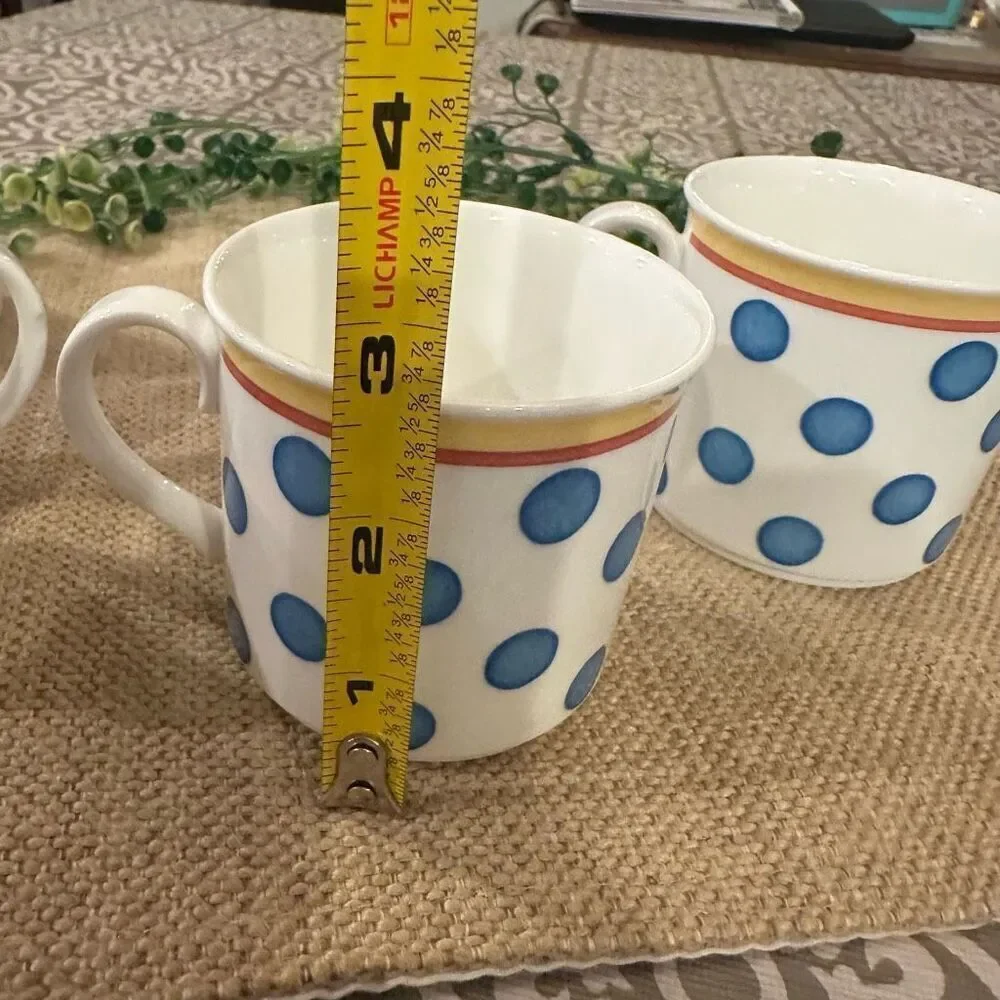 Villeroy & Boch Twist Anna Espresso Cups 4 Piece Set‎ Blue Dots porcelain